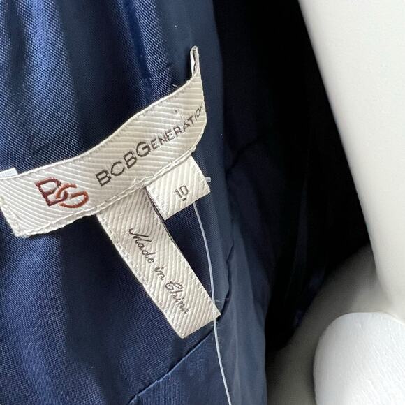 BCBG Generation Navy Purple Abstract Print V-Neck Dress, Size 10 - Picture 5 of 14